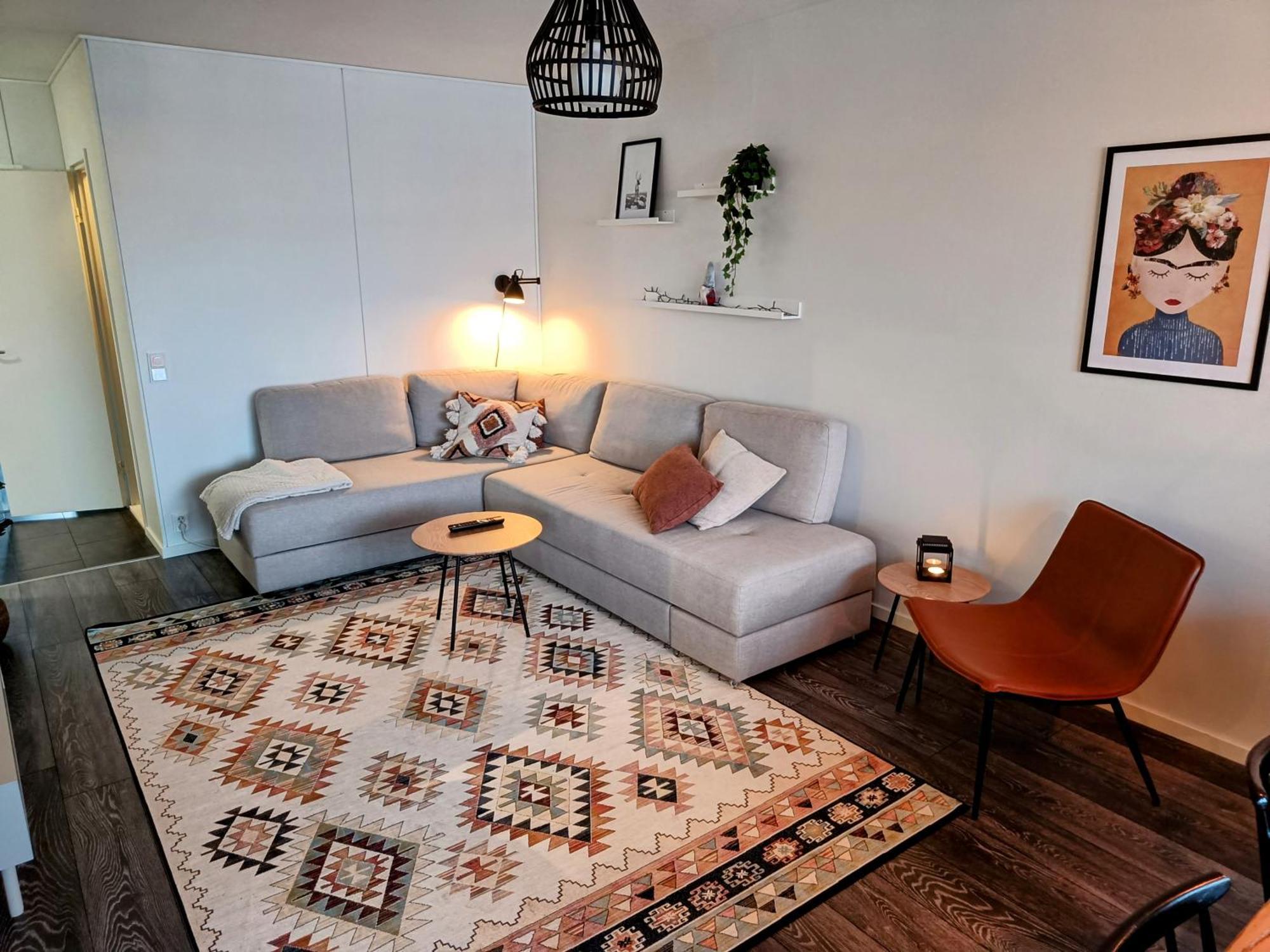 Big 88M2 Apartment In The Center Rovaniemi Ngoại thất bức ảnh